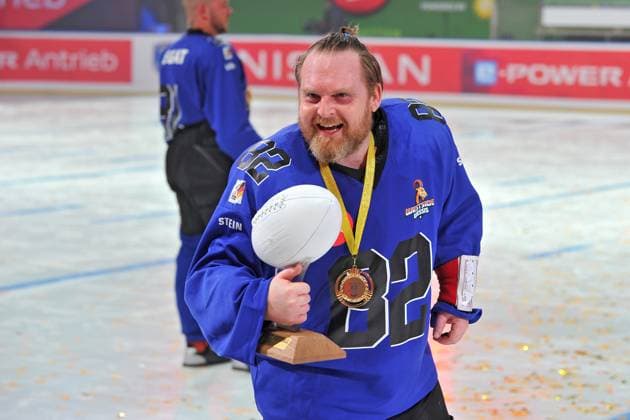 RTL - American Ice Football . Axel Stein anläßlich des RTL TV-Events American Ice Football am 11.02.2024 in der SAP-Arena Mannheim. 20240211MWI120926