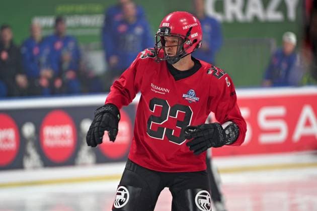 RTL - American Ice Football . Pascal Hens anläßlich des RTL TV-Events American Ice Football am 11.02.2024 in der SAP-Arena Mannheim. 20240211MWI120205