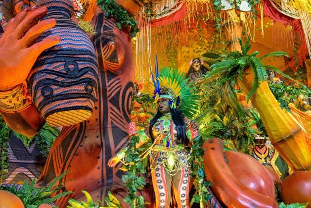 Bilder des Jahres 2024, Entertainment 02 Februar Entertainment Themen der Woche KW07 Entertainment Bilder des Tages RIO DE JANEIRO, RJ - 12.02.2024: SAMBA SCHOOLS PARADE CARNIVAL RJ 2024 - Esscola Salgueiro parade in the special group of the Rio de Janeiro carnival, which took place this Sunday, the 1102nd, at Marques de Sapucai, in Rio de Janeiro, RJ. x2494620x  CristianexMota