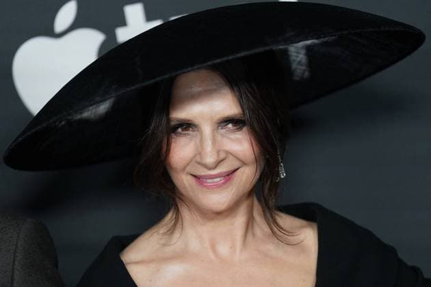 RECORD DATE NOT STATED Juliette Binoche at arrivals for THE NEW LOOK Global Premiere on Apple TV+, Florence Gould Hall at Lincoln Center, New York, NY, February 12, 2024. Photo By: Kristin Callahan Everett Collection THE NEW LOOK Global Premiere on Apple TV+ PUBLICATIONXNOTxINxCANxCHNxFRAxITAxJPNxNORxPOLxRUSxESPxUKxUSA