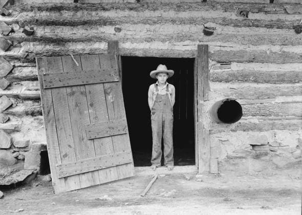 North Carolina farm boy in doorway of tobacco barn, 1939 (b w photo) 3710082 North Carolina farm boy in doorway of tobacco barn, 1939 (b w photo) by Lange, Dorothea (1895-1965); Private Collection; (add.info.: North Carolina farm boy in doorway of tobacco barn. Person County, North Carolina ). Copyright: xBridgemanxImagesx 3710082