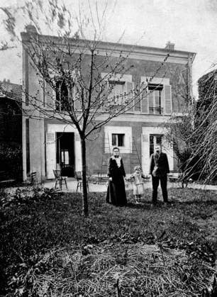 Pierre and Marie Curie 3779324 Pierre and Marie Curie; (add.info.: Pierre and Marie Curie with their duaghter Irene in the garden of the house on Boulevard Kellerman, 1908. MC: Polish-born French physicist and pioneer in radioactivity, 7 November 1867 Â– 4 July 1934. PC: French physicist and pioneer in radioactivity, 15 May 1859 Â– 19 April 1906.); Lebrecht History. Copyright: xLebrechtxHistoryx xBridgemanxImagesx 3779324