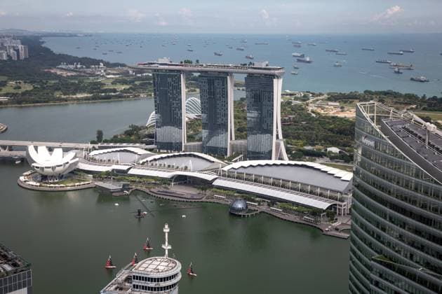 Aerial view of the Marina Bay Sands resort and Singapore Marina Singapore, Singapore R_ILLQ240205BF-1345193-01 EDITORIAL USE ONLY