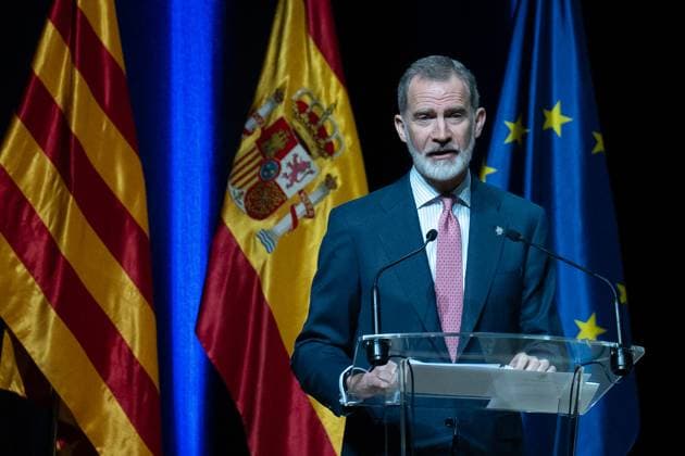 Entertainment Themen der Woche KW07 Entertainment Bilder des Tages King Felipe At New Promotion Of Judges Presentation - Barcelona King Felipe VI speaks during the ceremony of delivery of offices to 160 new judges, at the Auditori FÃ²rum of the International Convention Center of Barcelona, on February 14, 2024, in Barcelona, Catalonia (Spain). During the event, the 160 members of the 72nd promotion of the judicial career, of which 119 women and 41 men are members, will receive their offices. The event, which is held annually, has the future amnesty law as a backdrop. Photo by David Zorrakino Europa Press ABACAPRESS.COM Barcelona Spain  Copyright: xEuropaxPress ABACAx