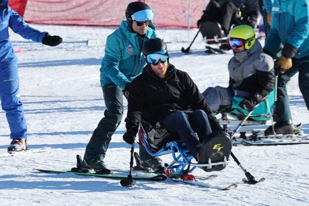 . 14 02 2024. Whistler, Canada. Prince Harry and Meghan Markle, the Duke and Duchess of Sussex, at a training camp in Whistler, Canada, during a one year to go event for next years Invictus Games.  xStephenxLockx xi-Imagesx IIM-24993-0053