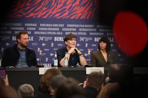 Bilder des Jahres 2024, Entertainment 02 Februar Entertainment Themen der Woche KW07 Berlin, Deutschland, 15.02.2024: Hotel Grand Hyat: 74. Berlinale: Pressekonferenz mit Regisseur, Drehbuchautor und Schauspielern von Film Small things like these : Tim Mielants, Cillian Murphy, Eileen Walsh *** Berlin, Germany, 15 02 2024 Hotel Grand Hyat 74 Berlinale Press Conference with director, screenwriter and actors of the film Small things like these Tim Mielants, Cillian Murphy, Eileen Walsh Copyright: xdtsxNachrichtenagenturx dts_30652
