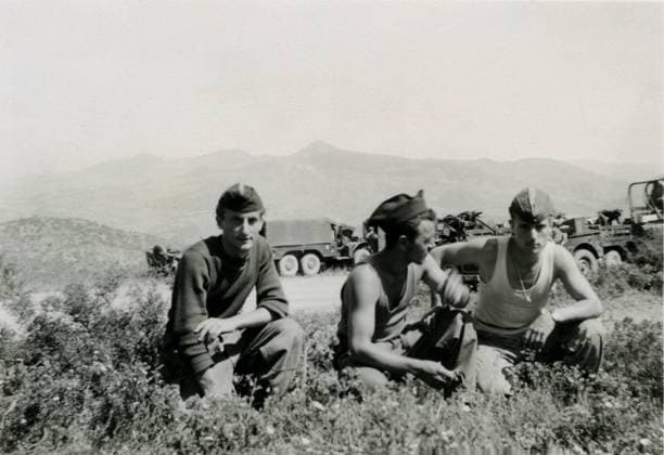A group of 3 young French soldiers in Algeria between 1958 and 1962 (60s) - photo from family archives, undated and uncredited - Algerian war, French army, colony, French colonies, Algerian desert, jebel - PCT4294125 A group of 3 young French soldiers in Algeria between 1958 and 1962 (60s) - photo from family archives, undated and uncredited - Algerian war, French army, colony, French colonies, Algerian desert, jebel -; (add.info.: A group of 3 young French soldiers in Algeria between 1958 and 1962 (60s) - photo from family archives, undated and uncredited - Algerian war, French army, colony, French colonies, Algerian desert, jebel -); Patrice Cartier. All rights reserved 2023. Copyright: x xPatricexCartier.xAllxrightsxreservedx2023x xBridgemanxImagesx 4294125
