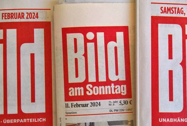 Bild am Sonntag, kurz BAMS auf den Kanaren, Spanien. Ein Exemplar kostet dort 5,30 Euro *** Bild am Sonntag, or BAMS for short, in the Canary Islands, Spain A copy costs 5.30 euros there