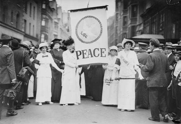 Portia Willis at head of Women s Peace Parade, New York, 1914 (b w photo) 5055783 Portia Willis at head of Women s Peace Parade, New York, 1914 (b w photo) by Bain, George Grantham - Bain News Service (1865-1944); Private Collection; (add.info.: Chief marshal Portia Willis (1868-1966) leads a mourning parade with black-dressed women (or in white with black accessories) on August 29th 1914 down Fifth Avenue to Union Square accompanied by muffled drums.). Copyright: xBridgemanxImagesx 5055783