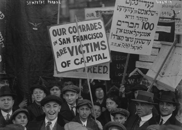 Labour sympathy parade in New York, 1916 (b w photo) 5055785 Labour sympathy parade in New York, 1916 (b w photo) by Bain, George Grantham - Bain News Service (1865-1944); Private Collection; (add.info.: On December 2nd 1916, a labor sympathy parade was held in New York City demanding release of political prisoners in Minnesota and San Francisco). Copyright: xBridgemanxImagesx 5055785