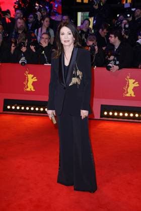 Iris Berben bei der Eroeffnung der 74. Berlinale Internationale Filmfestspiele mit der - Small Things Like These- Film Premiere am 15.02.2024 in Berlin Berlinale Opening 2024 mit der Small Things Like These Film Premiere in Berlin