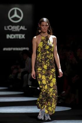 February 15, 2024, Madrid, Spain: A model walks the runway at the Pablo Erroz fashion show during the Mercedes Benz Fashion Week at IFEMA in Madrid. Madrid Spain - ZUMAs197 20240215_aaa_s197_287 Copyright: xGuillermoxGutierrezxCarrascalx