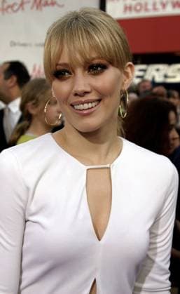 Premiere of The Perfect Man Hilary Duff attends the Los Angeles Premiere of The Perfect Man held at the Universal Studios Cinema in Hollywood, California on June 13, 2005 (Pictured: Hilary Duff) (Adam Gold iPhoto.ca) Beverly Hills California USA EDITORIAL USE ONLY Copyright: xx AGARC03010609 AdamxGoldx iphotos066956