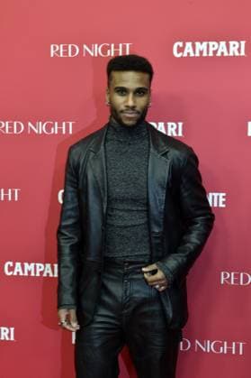 Tijan Njie bei der RED NIGHT by CAMPARI and Buntee bei den 74. Internationalen Filmfestspielen in Berlin 16.02.2024 *** Tijan Njie at the RED NIGHT by CAMPARI and Buntee at the 74 Berlin International Film Festival 16 02 2024