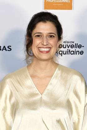 Preistraegerin Leila Hamid (X Verleih AG Vorstand) bei der Verleihung vom Ritterorden fuer Kunst und Literatur im Rahmen der Berlinale Soiree Francaise du Cinema in der Franzoesischen Botschaft am 19.02.2024 in Berlin Berlinale Soiree Francaise 2024- Verleihung vom Chevalier Orden fuer Leila Hamid & Martin Kochendoerfer