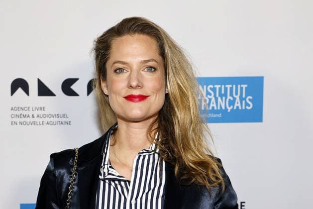 Marie Burchard bei der Verleihung vom Ritterorden fuer Kunst und Literatur im Rahmen der Berlinale Soiree Francaise du Cinema in der Franzoesischen Botschaft am 19.02.2024 in Berlin Berlinale Soiree Francaise 2024- Verleihung vom Chevalier Orden fuer Leila Hamid & Martin Kochendoerfer