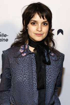 Luise Befort bei der Verleihung vom Ritterorden fuer Kunst und Literatur im Rahmen der Berlinale Soiree Francaise du Cinema in der Franzoesischen Botschaft am 19.02.2024 in Berlin Berlinale Soiree Francaise 2024- Verleihung vom Chevalier Orden fuer Leila Hamid & Martin Kochendoerfer
