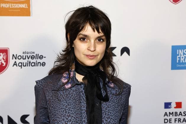 Luise Befort bei der Verleihung vom Ritterorden fuer Kunst und Literatur im Rahmen der Berlinale Soiree Francaise du Cinema in der Franzoesischen Botschaft am 19.02.2024 in Berlin Berlinale Soiree Francaise 2024- Verleihung vom Chevalier Orden fuer Leila Hamid & Martin Kochendoerfer