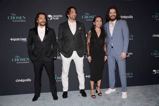 February 19, 2024, Mexico City, Ciudad de Mexico, Mexico: February 19, 2024, Mexico City, Mexico: (L-R) Shahar Isaac, Abe Bueno Jallad, Vanessa Benavente and Jonathan Roumie attend the red carpet of The Chosen Tv series season 4 premiere at Cinepolis Miyana. on February 19, 2024, Mexico City, Mexico. Mexico City Mexico - ZUMAe321 20240219_zea_e321_072 Copyright: xCarlosxTischler xEyepixxGroupx