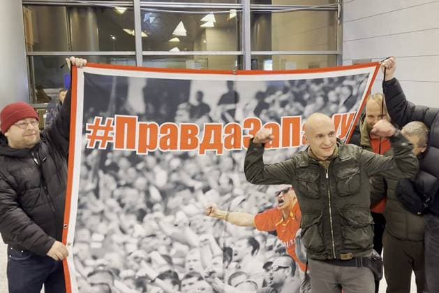 News Bilder des Tages Russland, RÃ¼ckkehr von FuÃŸballanhÃ¤nger Pawel Kosow nach jahrelanger Haft in Frankreich RUSSIA, MOSCOW - FEBRUARY 20, 2024: Russian football fan Pavel Kosov arrives at Vnukovo International Airport. Kosov was sentenced to 10 years in prison in France for taking part in mass riots in Marseille during Euro 2016 and was released on parole in February 2024. Video grab. Best quality available. Rustam Sharafutdinov TASS  67483920