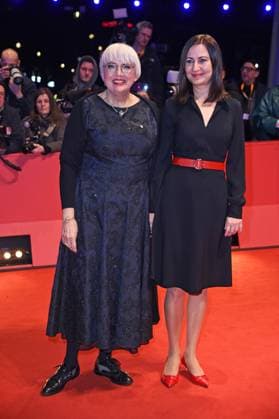 Claudia Roth, Iliana Ivanova - VERLEIHUNG DES GOLDENEN EHRENBÄR an Martin Scorsese im Rahmen der 74. Berlinale im Berlinale-Palast in Berlin an 20.02.2024