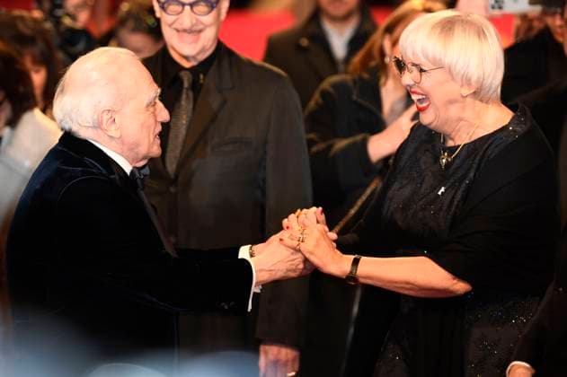 Martin Scorsese und Claudia Roth bei der Verleihung des Goldenen Ehrenbären an Martin Scorsese auf der Berlinale 2024 74. Internationale Filmfestspiele Berlin im Berlinale Palast. Berlin, 20.02.2024 *** Martin Scorsese and Claudia Roth at the presentation of the Honorary Golden Bear to Martin Scorsese at the Berlinale 2024 74 Berlin International Film Festival at the Berlinale Palast Berlin, 20 02 2024 Foto:xC.xNiehausx xFuturexImagex ehrenbaer_verleihung_4403