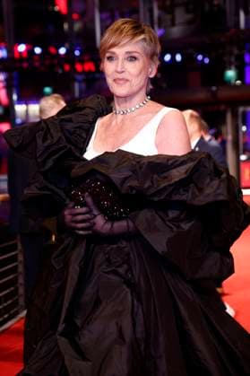 Sharon Stone bei der Verleihung des Goldenen Ehrenbären an Martin Scorsese auf der Berlinale 2024 74. Internationale Filmfestspiele Berlin im Berlinale Palast. Berlin, 20.02.2024