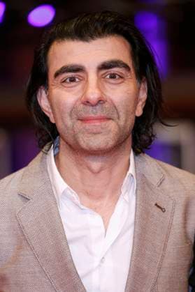 Fatih Akin bei der Verleihung des Goldenen Ehrenbären an Martin Scorsese auf der Berlinale 2024 74. Internationale Filmfestspiele Berlin im Berlinale Palast. Berlin, 20.02.2024
