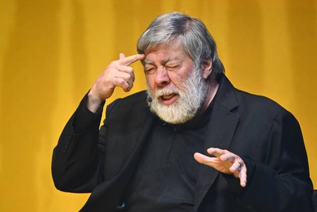 News Themen der Woche KW08 News Bilder des Tages STOCKHOLM, SVERIGE 20240223 Steve Wozniak, en av Apples grundare, deltog under fredagen vid The Tech Arena 2024 som halls pa Friends Arena under tva dagar med entreprenörer, affärsledare och beslutsfattare som nätverkar och diskuterar ämnen som hallbarhet, innovation, teknologi. STOCKHOLM SVERIGE x10090x *** STOCKHOLM, SWEDEN 20240223 Steve Wozniak, co-founder of Apple, on Friday attended The Tech Arena 2024, a two-day event at Friends Arena where entrepreneurs, business leaders and policy makers network and discuss topics such as sustainability, innovation, technology STOCKHOLM, SWEDEN x10090x  Copyright: xClaudioxBresciani TTx THE TECH ARENA 2024 vq1tdQNhJsM