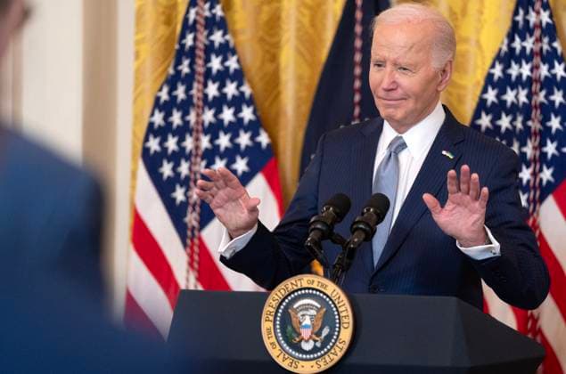 News Themen der Woche KW08 News Bilder des Tages President Biden Welcomes Nation President Joe Biden delivers remarks during the National Governors Association Winter Meeting in the East Room of the White House on Friday, Feb. 23, 2024. The Biden administration announced on February 21 that some 150,000 borrowers will receive a cumulative $1.2 billion in student-debt forgiveness under the income-driven repayment program known as SAVE. Photo by Leigh Vogel Pool ABACAPRESS.COM Washington DC United States  Copyright: xPool ABACAx
