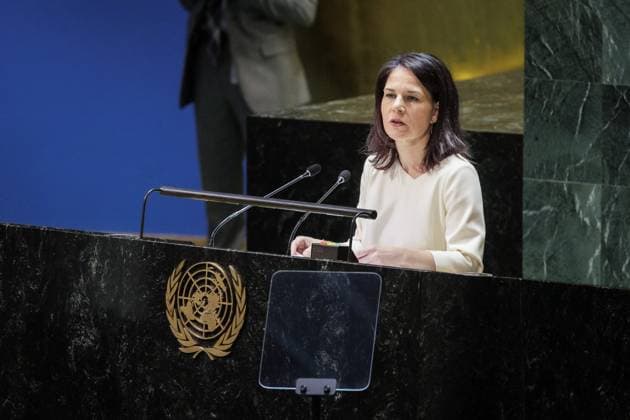 News Themen der Woche KW08 Plenarsitzung der Generalversammlung der Vereinten Nationen zum Thema öÄÂ®The situation in the temporarily öÄÂ®occupied territories of Ukraine in New York , 24.02.2024. Annalena Baerbock (Buendnis 90 Die Gruenen), Bundesaussenministerin, reist nach New York anlaesslich des Jahrestags des Angriffs auf die Ukraine. Fotografiert im Auftrag des Auswaertigen Amtes. New York USA *** Plenary session of the United Nations General Assembly on öÄÂ®The situation in the temporarily öÄÂ®occupied territories of Ukraine in New York , 24 02 2024 Annalena Baerbock Buendnis 90 Die Gruenen , Federal Foreign Minister, travels to New York on the occasion of the anniversary of the attack on Ukraine Photographed on behalf of the Department of State New Yor Copyright: xKiraxHofmannx