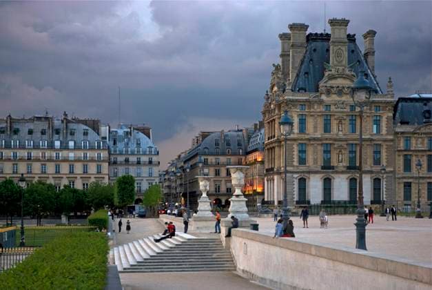 Square in front of Louvre museum at dusk, Paris, France  Copyright: x xAllxCanadaxPhotosx 1990-11063597