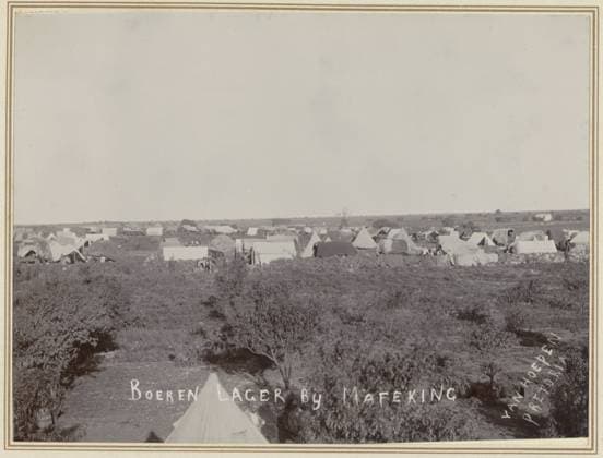 RECORD DATE NOT STATED Tent camp of farmers at Mafeking, Jan van Hoepen, 1899 - 1900 photograph Part of photo album with recordings of the Second Boer War (1899-1902). Mafeking paper. photographic support. cardboard (military) camp with tents Mafeking Copyright: xpiemagsx rknbpie11012024-13853 !ACHTUNG AUFNAHMEDATUM GESCHÄTZT!