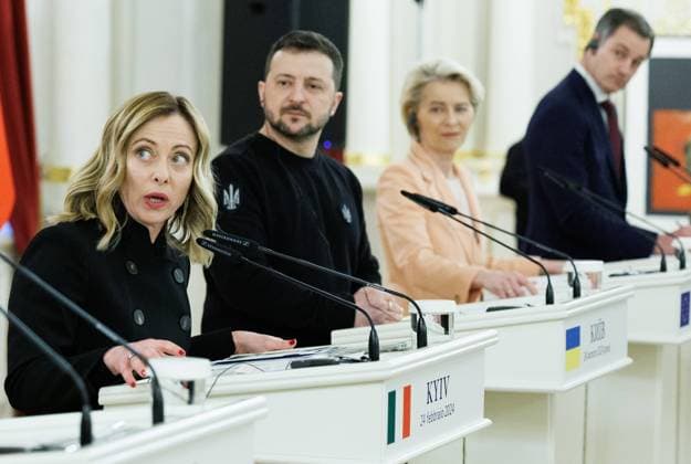 Bilder des Jahres 2024, News 02 Februar Italian Prime Minister Giorgia Meloni, Ukraine president Volodymyr Zelensky, European Commission president Ursula Von der Leyen and Prime Minister Alexander De Croo pictured during a joint press conference, in Kyiv, Ukraine, Saturday 24 February 2024. Belgian Prime Minister and European Commission President are on a visit in Ukraine, on the day of the second year anniversary of the start of the conflict with Russia.  BENOITxDOPPAGNE 86872641