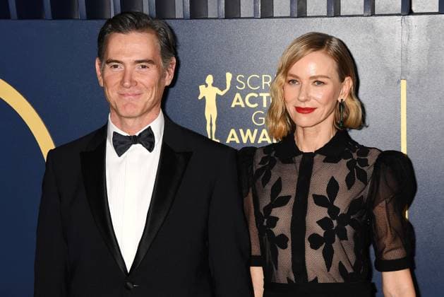 Billy Crudup und Naomi Watts bei der Ankunft zur Verleihung der SAG Screen Actors Guild Awards am 24.02.2024 in Los Angeles SAG Screen Actors Guild Awards 2024 in Los Angeles