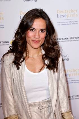 Mona Ameziane bei der Verleihung des Deutschen Lesepreises 2024 im Humboldt CarrÃ . Berlin, 27.02.2024