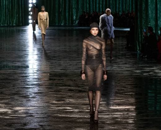 PARIS FASHION WEEK WOMEN WEAR FALL WINTER 24-25 SAINT LAURENT sylvie lefort MAXPPP - 27 02 2024 @sylvie Lefort Photography MAXPPP 27 02 2024 Models present creations from the Fall Winter 2024 25 Women wear collection by SAINT LAURENT – Directeur Artistique Anthony Vaccarello during the Paris Fashion Week, in Paris, France 26th february 2024. The presentation of the Women’s collections runs from 27th february to 5th March  Copyright: xMAXPPPxsylviexlefortx LFR202402282626 LFR202402282626