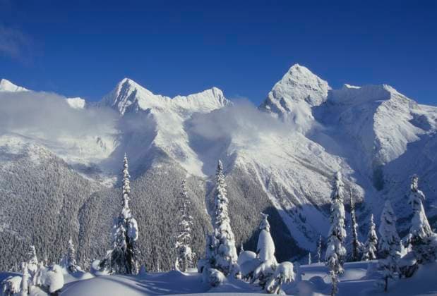 The view from Abbott Ridge in the winter Glacier National Park BC Canada  Copyright: x AllCanadaPhotos.comx 1990-52096