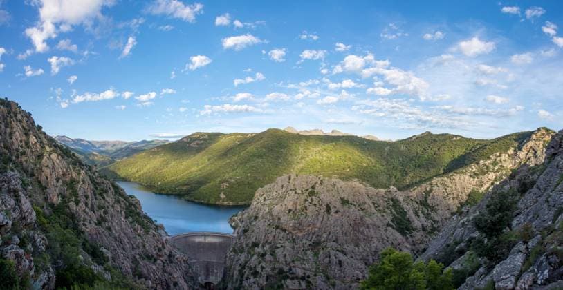 discovery of the island of beauty in southern Corsica, France discovery of the island of beauty in southern Corsica in May, France Copyright: xZoonar.com sebastienxhovaguimianx 17447045
