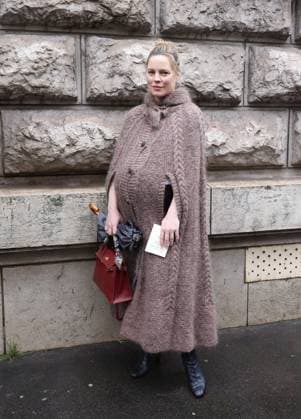 ArrivÃ es au dÃ filÃ Hermes mode femme automne hiver 2024-2025 a la Garde RÃ publicaine lors de la Fashion Week de Paris (PFW) Melissa George arrive au dÃ filÃ Hermes mode femme automne hiver 2024-2025 a la Garde RÃ publicaine lors de la Fashion Week de Paris (PFW) Ã Paris, France, le 2 Mars 2024. Denis Guignebourg Bestimage Arrivals - Hermes Womenswear Fall Winter 2024-2025 show as part of Paris Fashion Week on March 2, 2024 in Paris, France. Paris France  Copyright: xDenisxGuignebourgx xBestimagexDenisxGuignebourgx xBestimagex
