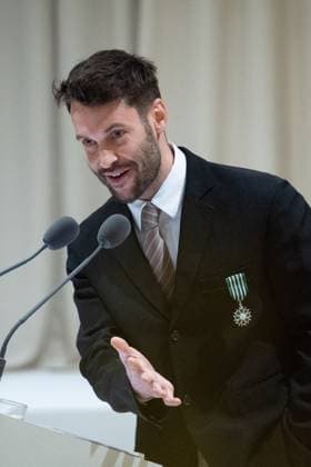 PFW Simon Jacquemus Medal Ceremony Simon Jacquemus attending the Simon Jacquemus Chevalier de l ordre des Arts et des Lettres Medal Ceremony as part of Paris Fashion Week in Paris, France on March 02, 2024. Photo by Aurore Marechal ABACAPRESS.COM Paris France  Copyright: xMarechalxAurore ABACAx