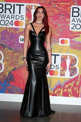 BRIT Awards 2024 at The O2 Arena in London, UK - 02 Mar 2024 Dua Lipa attends the BRIT Awards 2024 at The O2 Arena. London United Kingdom Copyright: xFredxDuvalx xSOPAxImagesx FDbritawards29