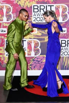Layton Williams und Harriet Rose bei der Verleihung der 44. BRIT Awards 2023 in der O2 Arena. London, 02.03.2024