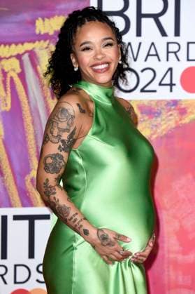 Yinka Bokinni bei der Verleihung der 44. BRIT Awards 2023 in der O2 Arena. London, 02.03.2024