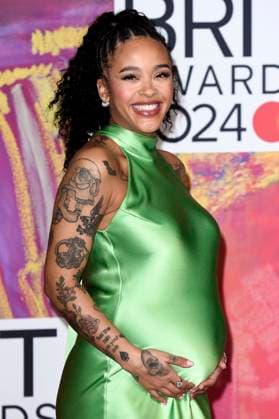 Yinka Bokinni bei der Verleihung der 44. BRIT Awards 2023 in der O2 Arena. London, 02.03.2024