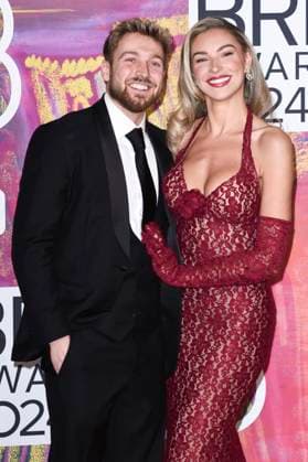 Zara McDermott und Sam Thompson bei der Verleihung der 44. BRIT Awards 2023 in der O2 Arena. London, 02.03.2024