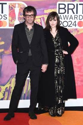 Graham Coxon und Rose Elinor Dougall bei der Verleihung der 44. BRIT Awards 2023 in der O2 Arena. London, 02.03.2024