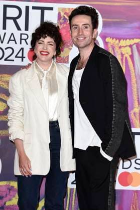 Annie Mac und Nick Grimshaw bei der Verleihung der 44. BRIT Awards 2023 in der O2 Arena. London, 02.03.2024