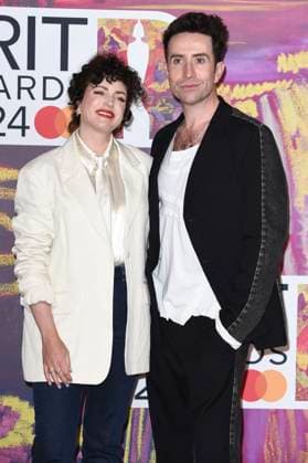 Annie Mac und Nick Grimshaw bei der Verleihung der 44. BRIT Awards 2023 in der O2 Arena. London, 02.03.2024