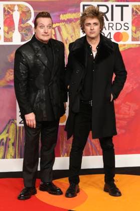 Tre Cool und Billie Joe Armstrong von Green Day bei der Verleihung der 44. BRIT Awards 2023 in der O2 Arena. London, 02.03.2024